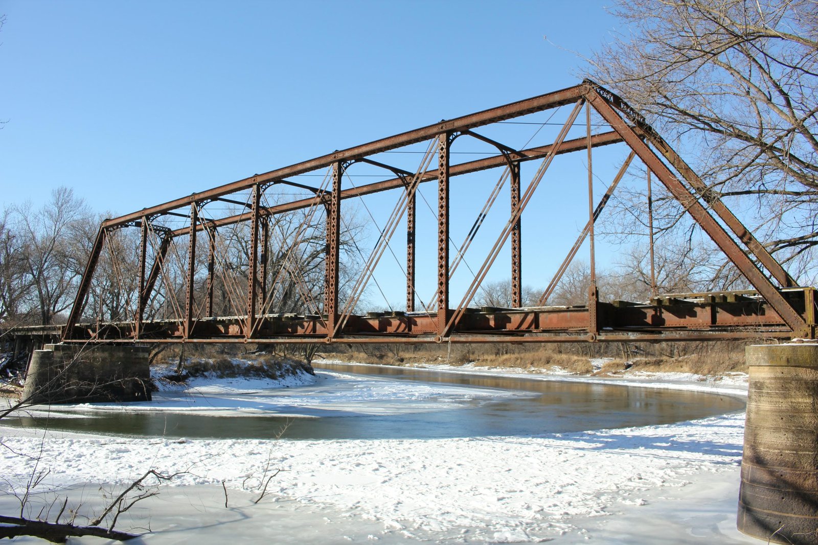 Truss span